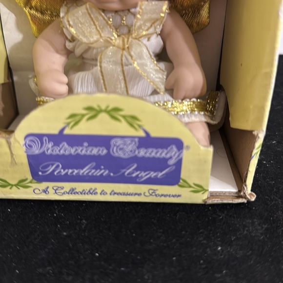 BISQUE PORCELAIN ANGEL DOLLS "VICTORIAN BEAUTY" BRUNETTE WITH WHITE & GOLD DRESS - Picture 6 of 6